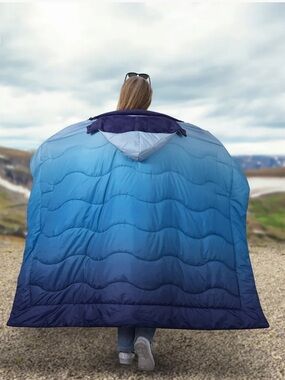 Below Zero Hooded Wearable Blanket with Detachable Hood